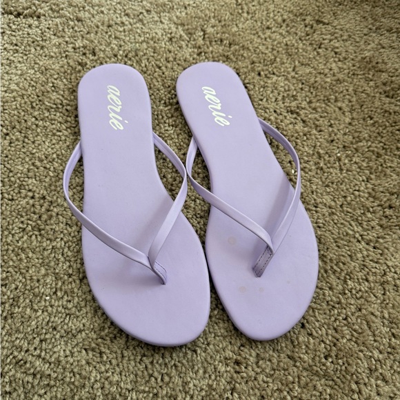 Aerie Flip Flops- Lilac - Picture 1 of 2